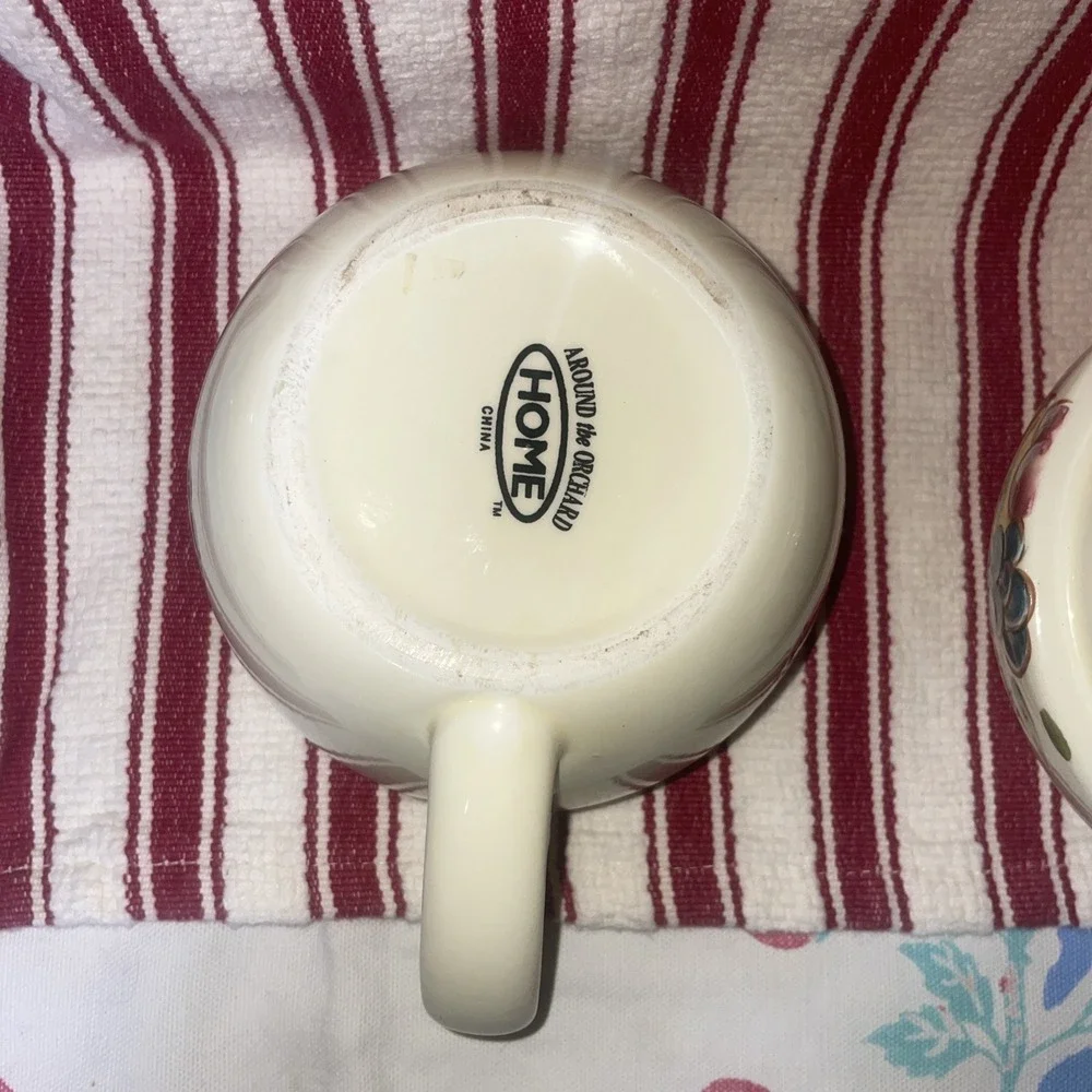 HOME AROUND THE ORCHARD STACKABLE‎ CERAMIC TEAPOT & CUP
